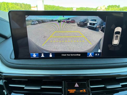 Used 2025 Acura MDX FWD w/ Technology Package image 12