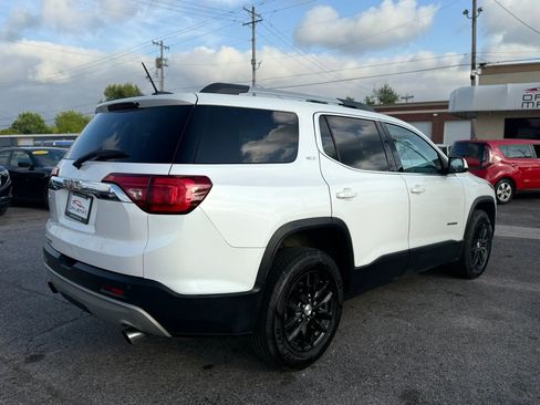 Used 2018 GMC Acadia SLT FWD image 4