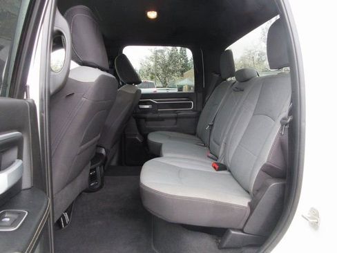 Used 2024 RAM 2500 Big Horn image 18