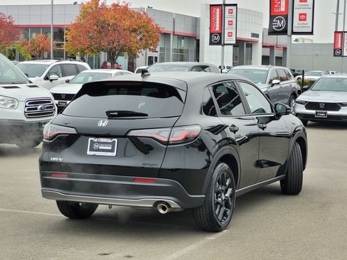 Certified 2024 Honda HR-V Sport image 5