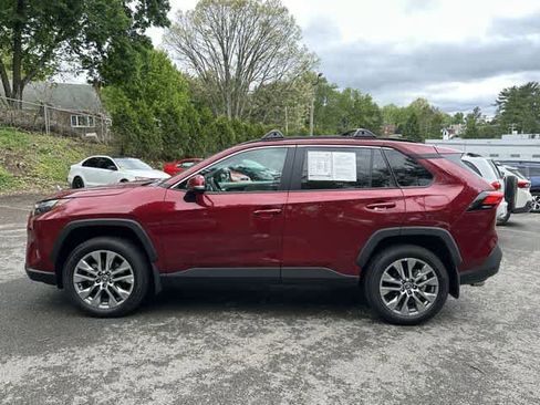 Used 2023 Toyota RAV4 XLE Premium FWD image 2
