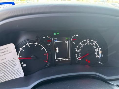 Used 2023 Toyota 4Runner SR5 Premium w/ Moonroof Package AWD/4WD image 7