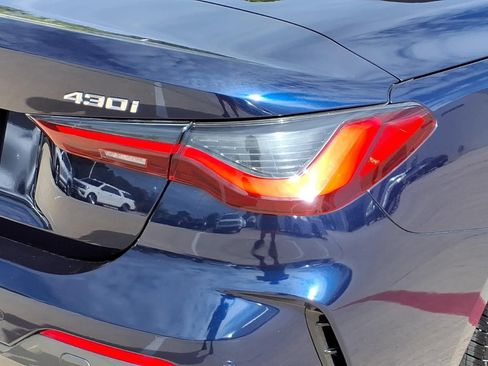 Used 2022 BMW 430i Convertible w/ M Sport Package RWD image 9
