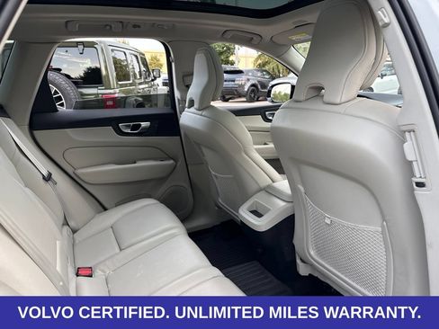 Certified 2024 Volvo XC60 B5 Plus w/ Protection Package Premier AWD/4WD image 11