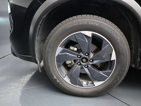 Used 2024 Nissan Rogue SV AWD/4WD image 13