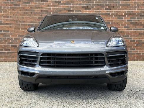 Certified 2023 Porsche Cayenne image 10