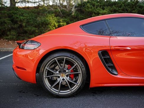 Used 2017 Porsche 718 Cayman S image 9