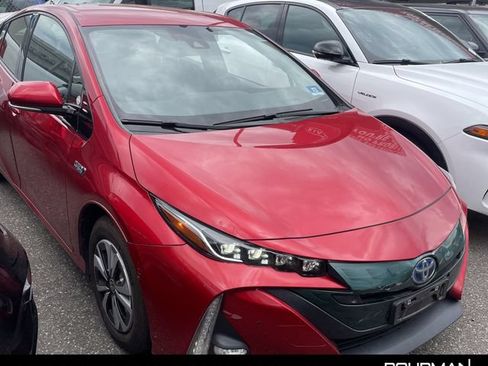 Used 2017 Toyota Prius Prime Advanced FWD image 5