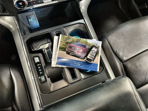 Used 2021 Ford F150 Lariat image 36