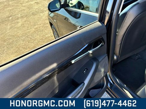 Used 2021 Kia Seltos S image 19