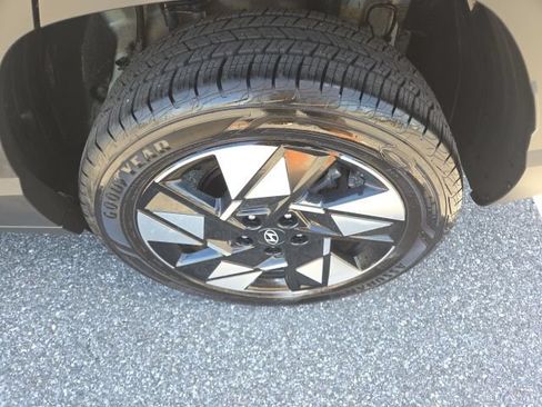 Used 2024 Hyundai Kona SEL AWD/4WD image 14