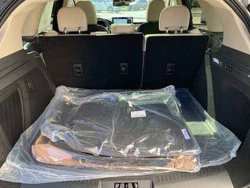 New 2026 Lincoln Corsair Premiere AWD/4WD image 5