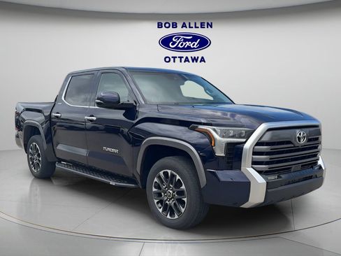 Used 2024 Toyota Tundra Limited AWD/4WD image 7