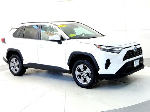 Certified 2024 Toyota RAV4 XLE image 7