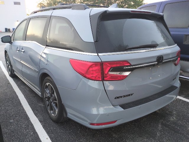 Used 2023 Honda Odyssey Elite image 5