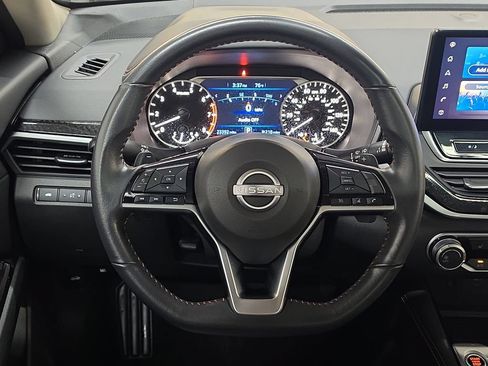 Used 2024 Nissan Altima 2.5 SR w/ SR Premium Package AWD/4WD image 18