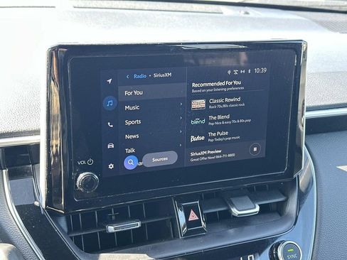 Used 2025 Toyota Corolla Cross AWD Hybrid image 29