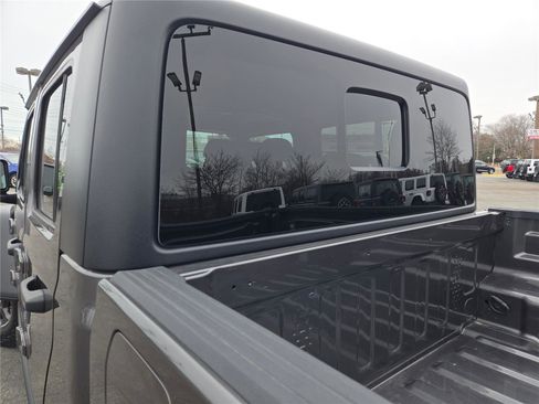 Certified 2023 Jeep Gladiator Rubicon w/ Trailer Tow Package image 20