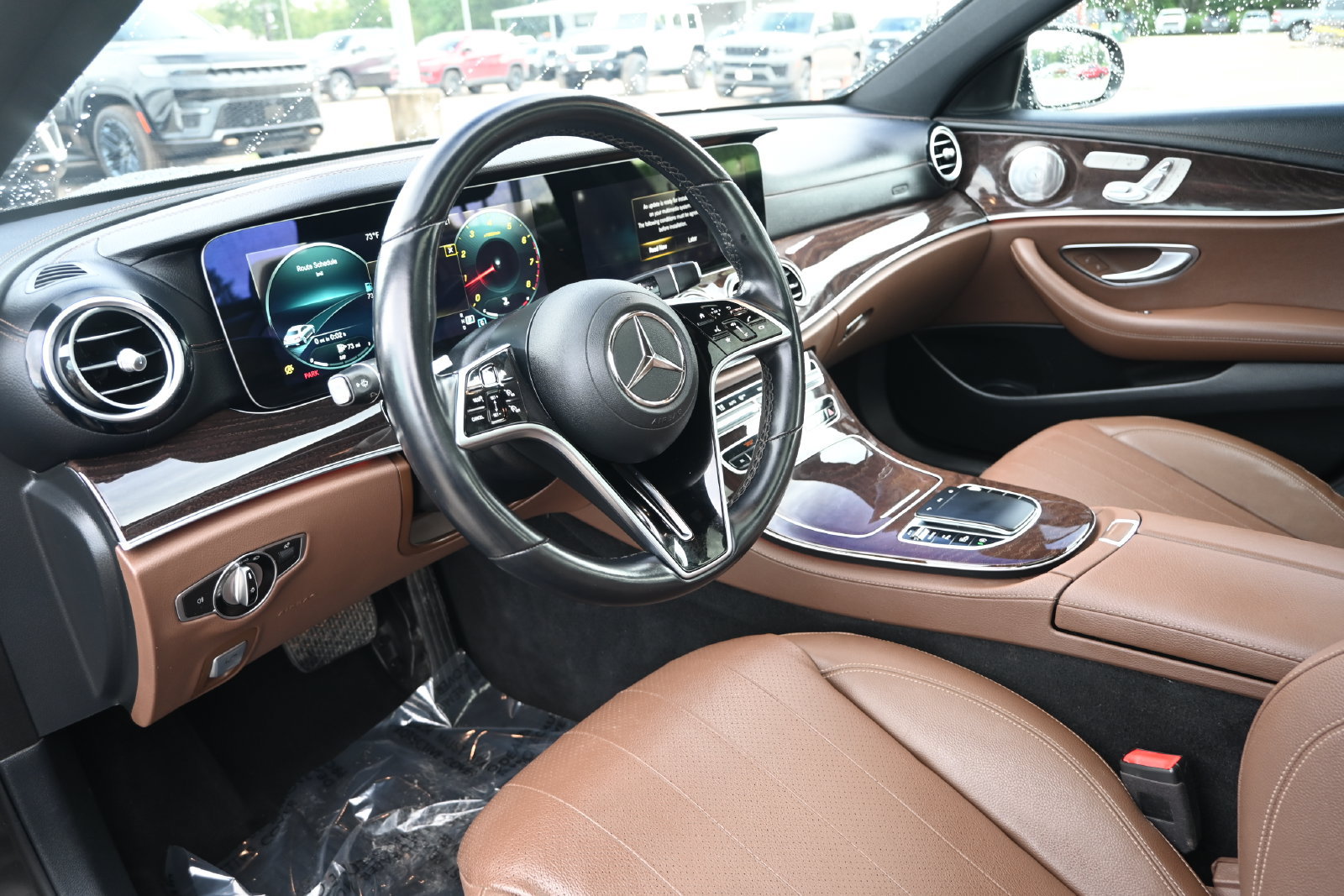 Used 2021 Mercedes-Benz E 350 Sedan image 9