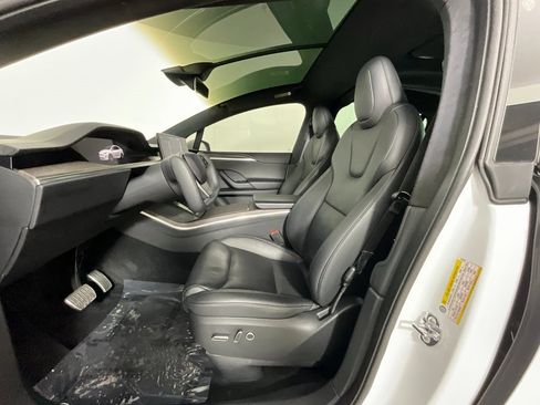 Used 2022 Tesla Model X image 15