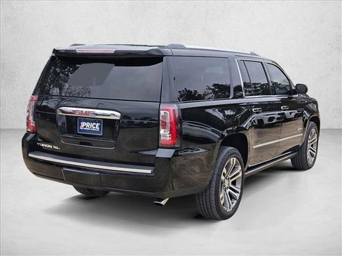 Used 2018 GMC Yukon XL Denali w/ Denali Ultimate Package image 5