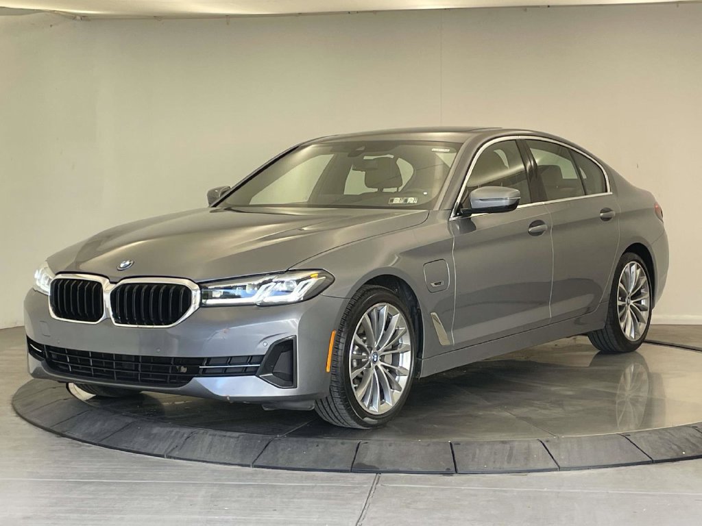 Used 2023 BMW 530e xDrive w/ Convenience Package AWD/4WD 360° Tour