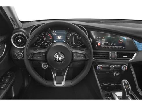 Used 2021 Alfa Romeo Giulia Ti w/ Active Assist 2 Package TI AWD/4WD image 10