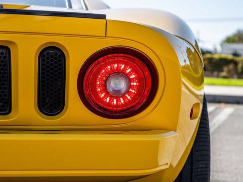 Used 2006 Ford GT image 37