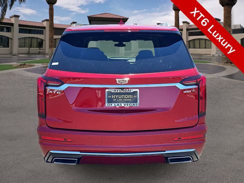 Used 2023 Cadillac XT6 Luxury FWD image 6