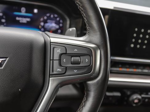 Used 2022 Chevrolet Silverado 1500 LTZ w/ LTZ Premium Package AWD/4WD image 13