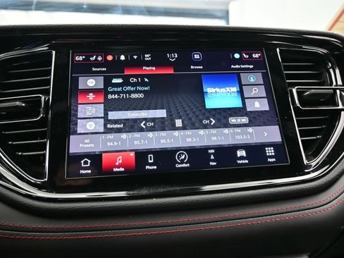 Used 2023 Dodge Durango GT image 24