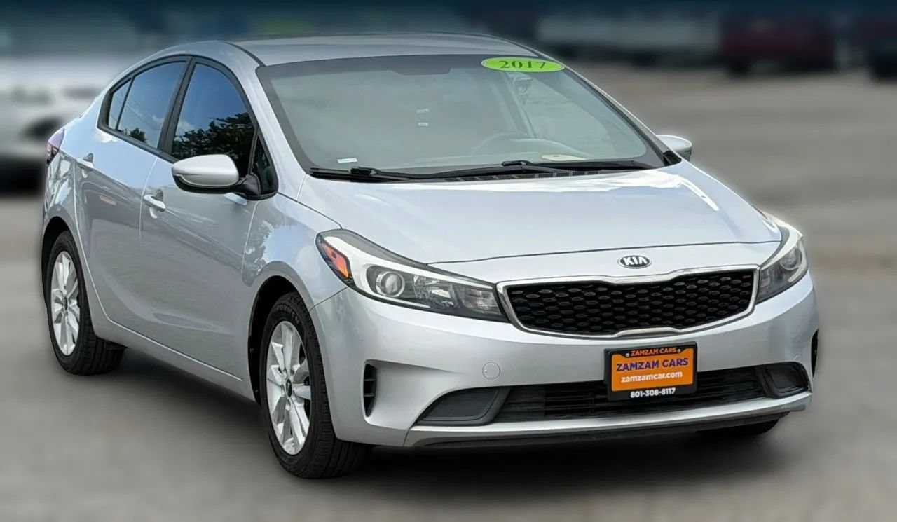 Used 2017 Kia Forte LX w/ LX Popular Package FWD image 1
