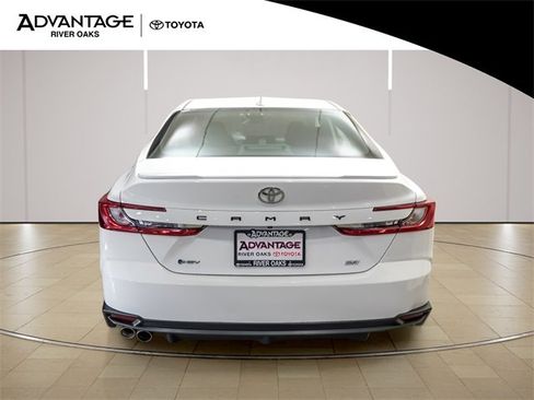 Certified 2025 Toyota Camry SE image 6