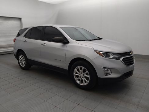 Used 2019 Chevrolet Equinox LS image 11
