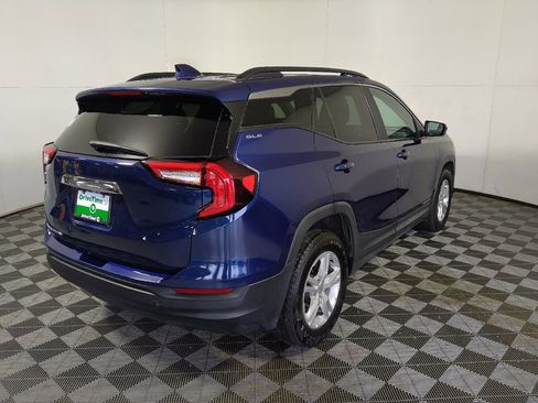 Used 2022 GMC Terrain SLE w/ Driver Convenience Package AWD/4WD image 10