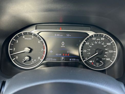 Used 2025 Nissan Altima 2.5 SR FWD image 14