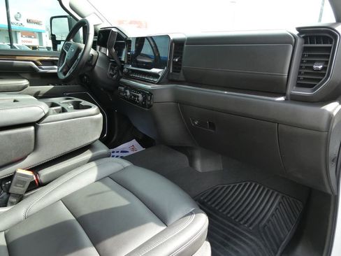 Certified 2024 Chevrolet Silverado 2500 LT w/ Z71 Sport Edition image 15