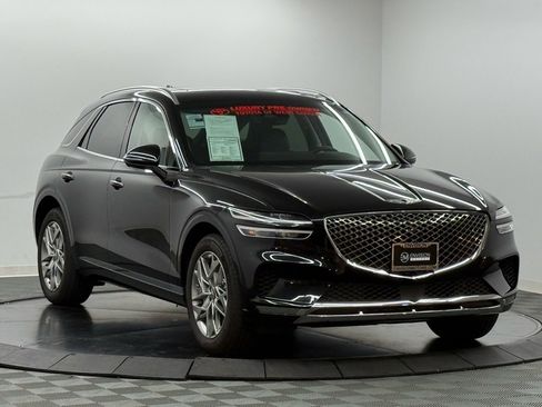 Used 2025 Genesis GV70 2.5T Advanced w/ Advanced Package image 5