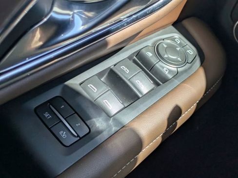 Used 2023 Chevrolet Tahoe High Country w/ Advanced Technology Package image 28