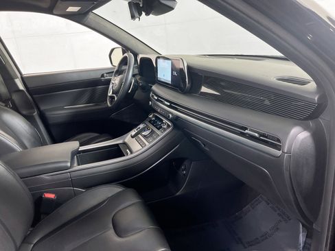 Used 2023 Hyundai Palisade Calligraphy image 32