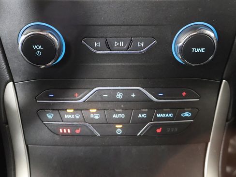 Used 2020 Ford Edge SEL w/ Convenience Package image 44