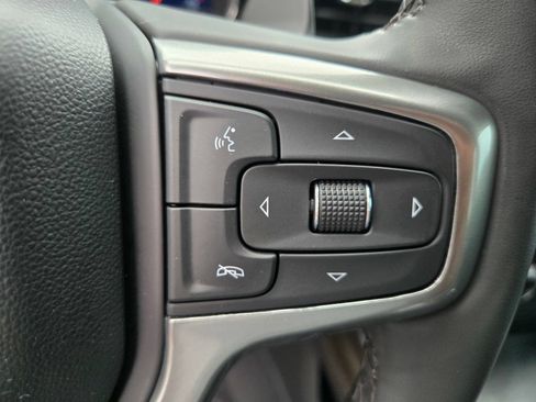 Used 2023 Chevrolet Silverado 1500 RST AWD/4WD image 13