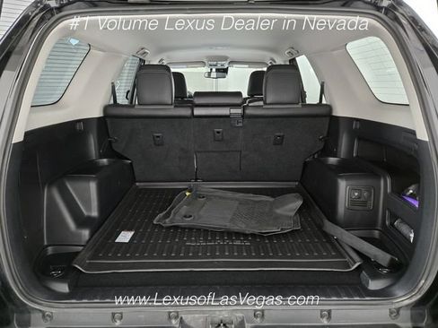Used 2024 Toyota 4Runner SR5 Premium AWD/4WD image 19