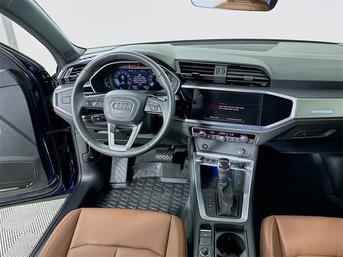 Used 2025 Audi Q3 2.0T Premium Plus w/ Premium Plus Package image 19