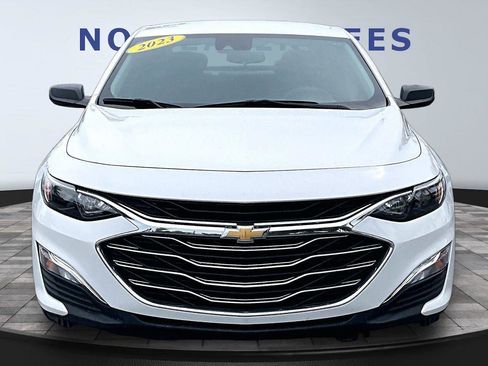 Used 2023 Chevrolet Malibu LS FWD image 2