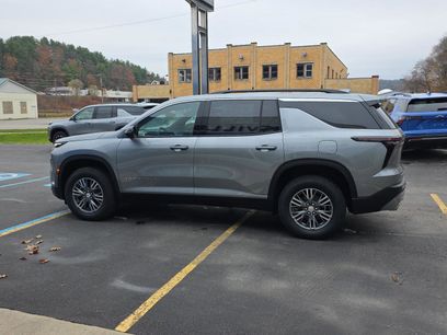 New 2026 Chevrolet Traverse LT