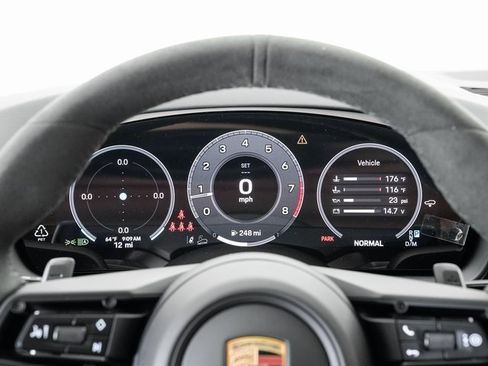 New 2025 Porsche Cayenne GTS image 16