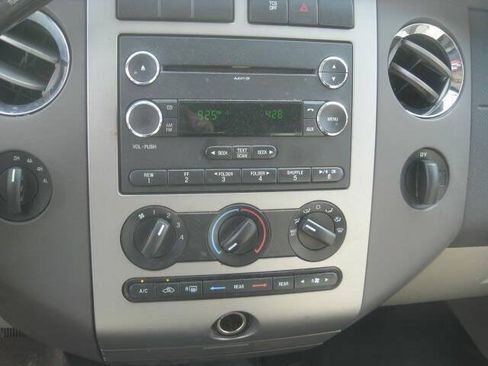 Used 2012 Ford Expedition XL w/ HD Trailer Tow Pkg AWD/4WD image 19