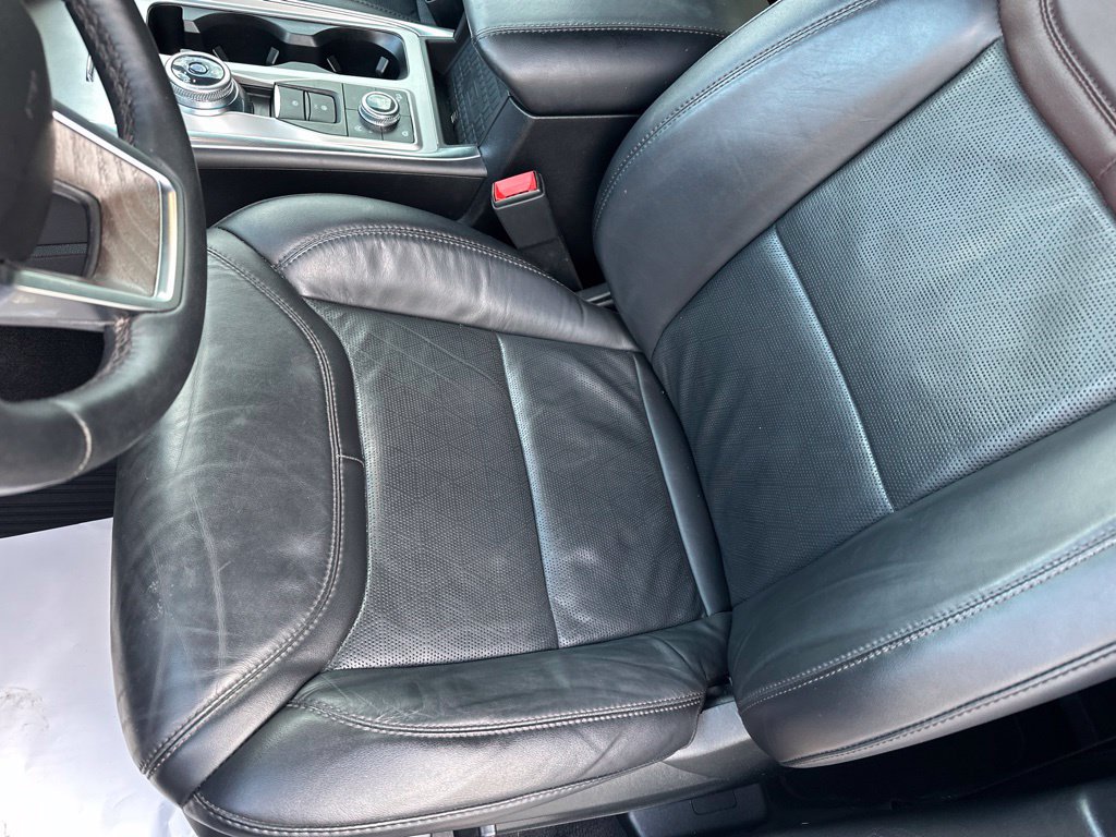 Used 2023 Ford Explorer Platinum w/ Technology Package AWD/4WD image 24