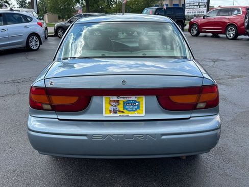 Used 2002 Saturn S-Series SL2 FWD image 6